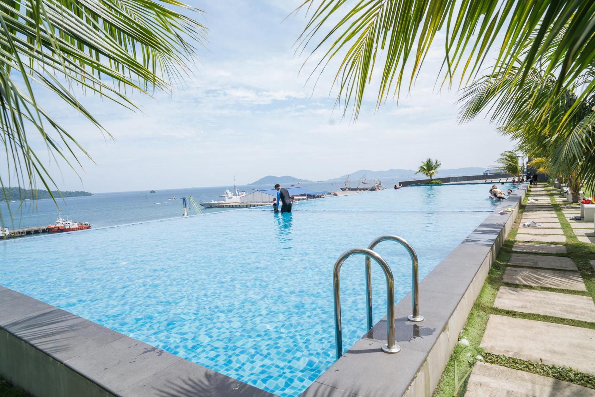 Petronella Suites Apartment @ Jesselton Quay Kota Kinabalu Exterior photo